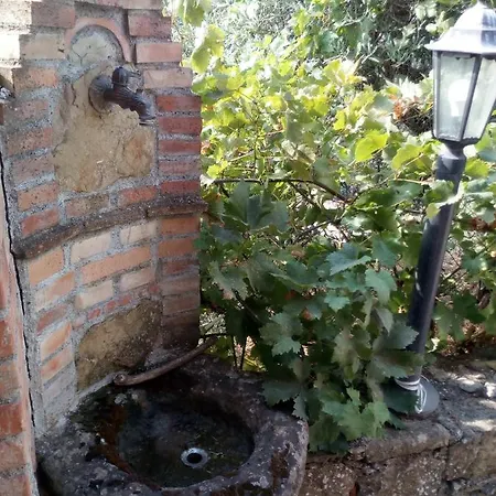 Ferraro Turina בית נופש Motta Camastra